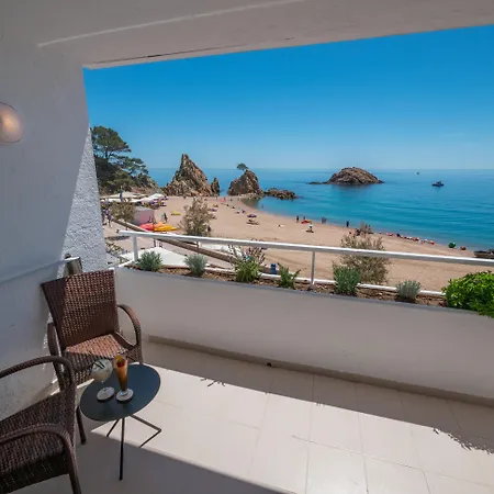 金色之海蒙努达酒店 酒店