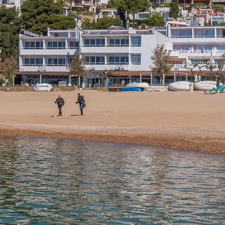 Golden Mar Menuda Tossa de Mar