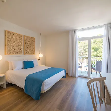 Golden Mar Menuda 4*