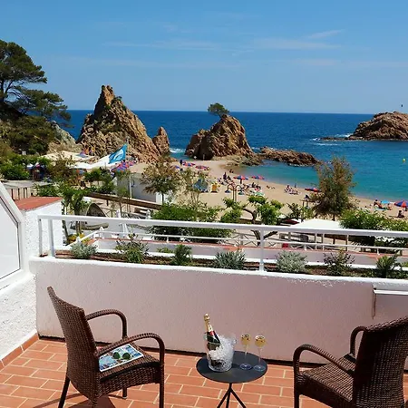 Golden Mar Menuda Hotel