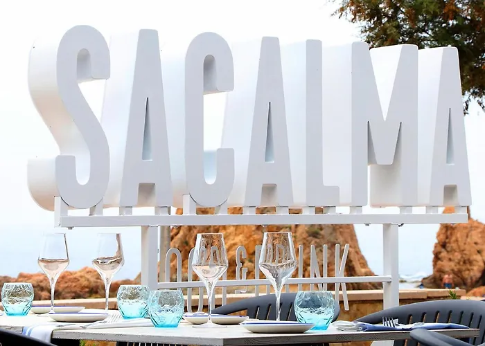 Golden Mar Menuda Hotel